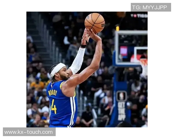 足球明星们的NBA观战之旅与篮球热情的交融